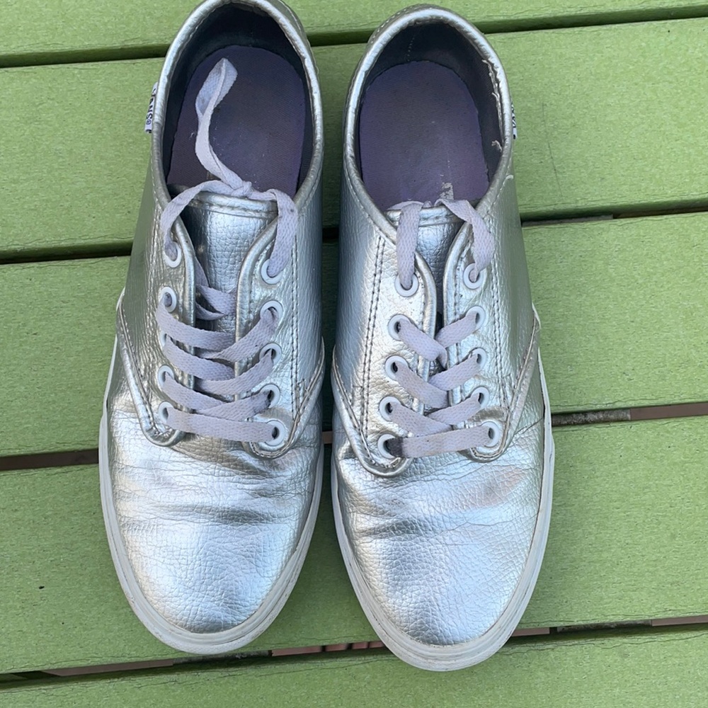 Vans women’s silver leather size 9.5